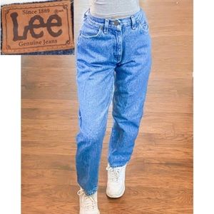 Vintage 90s Y2K LEE High Waisted Baggy Dad Straight Leg Medium Wash Jeans 24